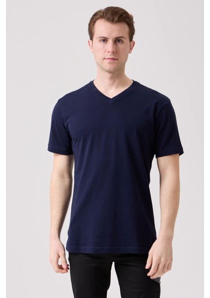 Galanthus V Yaka T-Shirt - Nefes Alabilir, Rahat ve Şık Tasarım