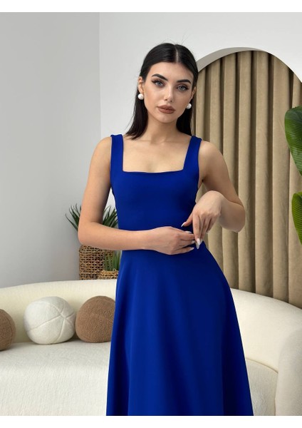 Kare Yaka Askılı Kloş Uzun Elbise