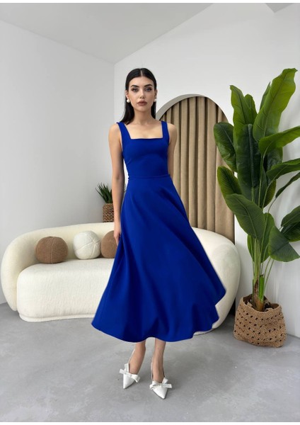 Kare Yaka Askılı Kloş Uzun Elbise modelleri