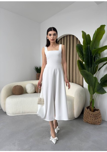 Kare Yaka Askılı Kloş Uzun Elbise