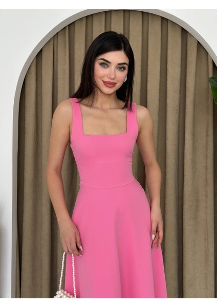 Kare Yaka Askılı Kloş Uzun Elbise indirimleri