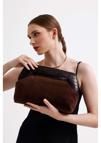 Kadın Acı Kahve Kroko Desen Deri Detaylı Süet Clutch El Çantası