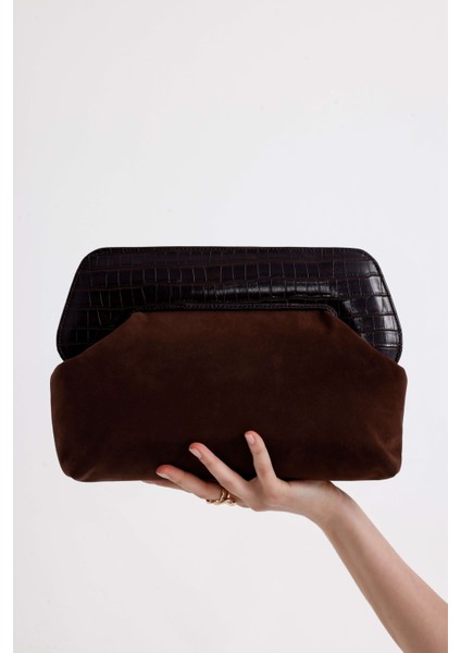 Kadın Acı Kahve Kroko Desen Deri Detaylı Süet Clutch El Çantası