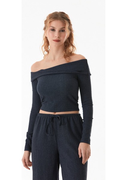 Bürümcük Kumaş Madonna Yaka Bluz