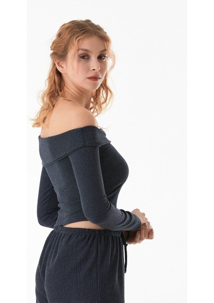 Bürümcük Kumaş Madonna Yaka Bluz indirimleri