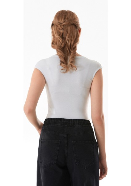 Basic Bisiklet Yaka Çıtçıtlı Likralı Modal Body