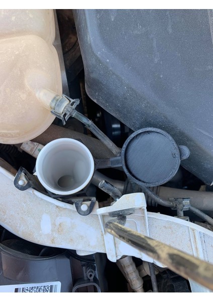 Ford Focus Ön Cam Yıkama Sıvısı Kapağı T4300175