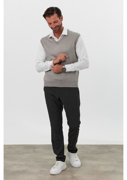 Erkek Standart Fit Normal Kesim Kolsuz Triko Süveter fiyatları