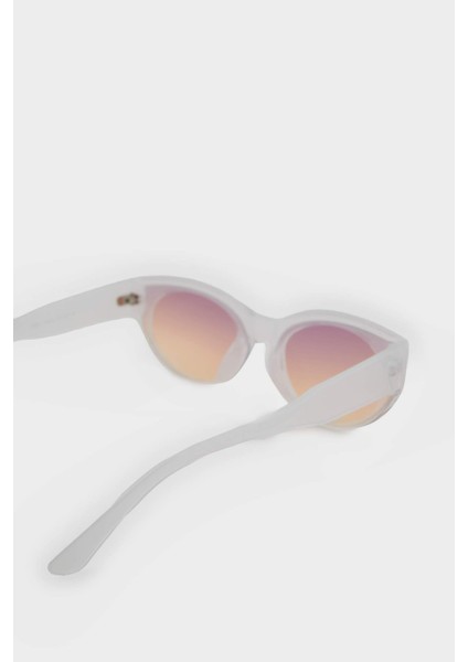 Kadın Oval Beyaz Transparan Plastik Çerçeve Pembe Cam UV Güneş Gözlüğü F0619AXNS indirimleri