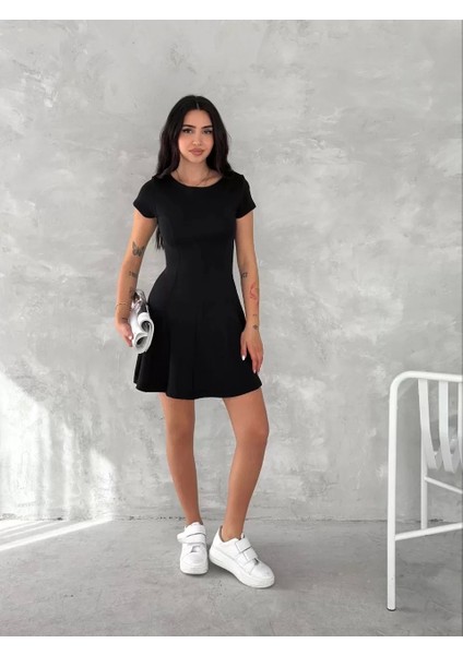 Kısa Kollu Mini Elbise - Siyah