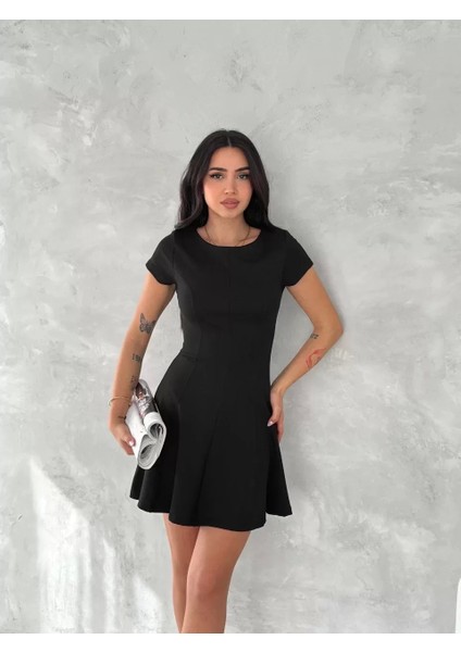 Kısa Kollu Mini Elbise - Siyah