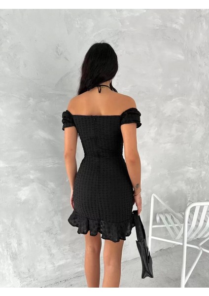 Göğüs Bağlamalı Mini Elbise - Siyah
