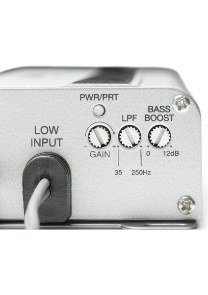 Clarion XC2110 Mono 300 W Marine Amplifikatör
