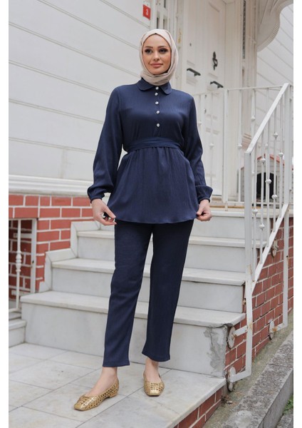 Taş Düğme Detaylı Takım Lacivert