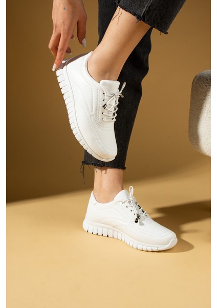 Bağcıklı Rahat Taban Kadın Sneaker 59-685-25