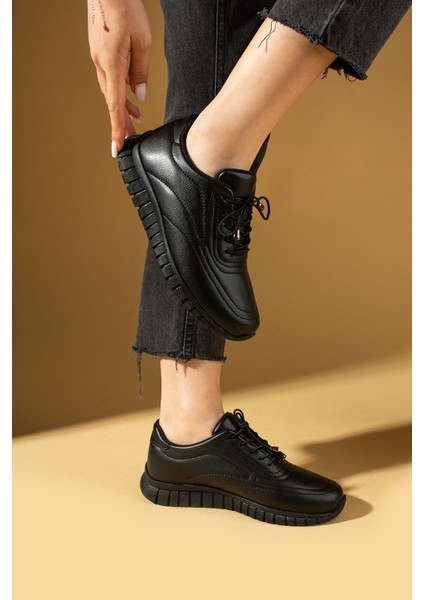 Bağcıklı Rahat Taban Kadın Sneaker 59-685-25 modelleri