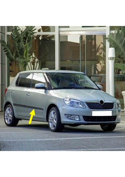 Skoda Fabia 2011-2014 Sağ Ön Kapı Çıtası Düz 5J6853516