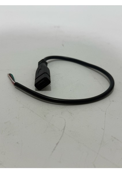 4 Pin Type C Güç Kablosu
