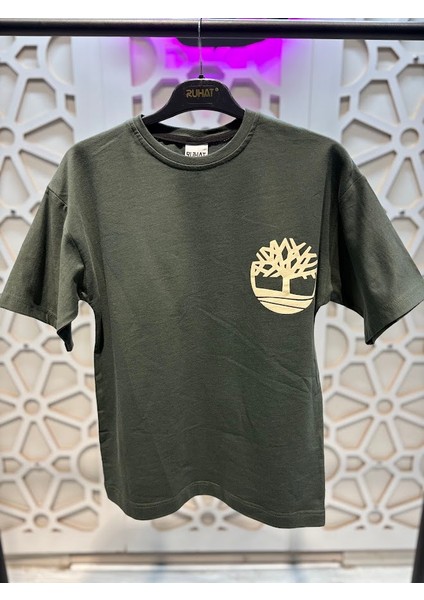 Erkek Çocuk Kısa Kollu Arkası Baskılı Tişört ve Şort 2'li Takım fiyatları