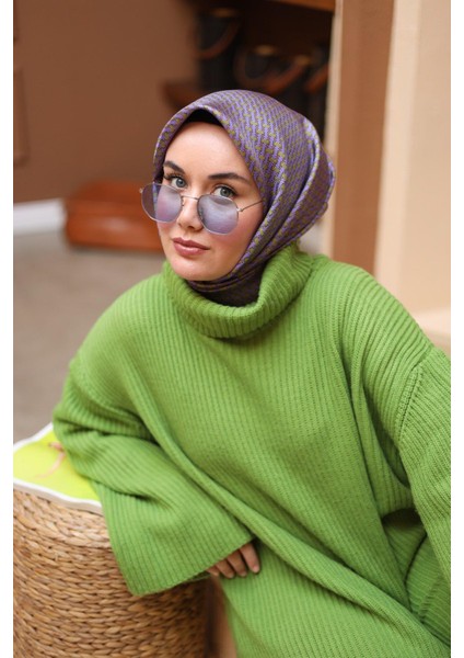 Lila-Yeşil Geometrik Desenli Tivil Ipek Eşarp IST11421-36