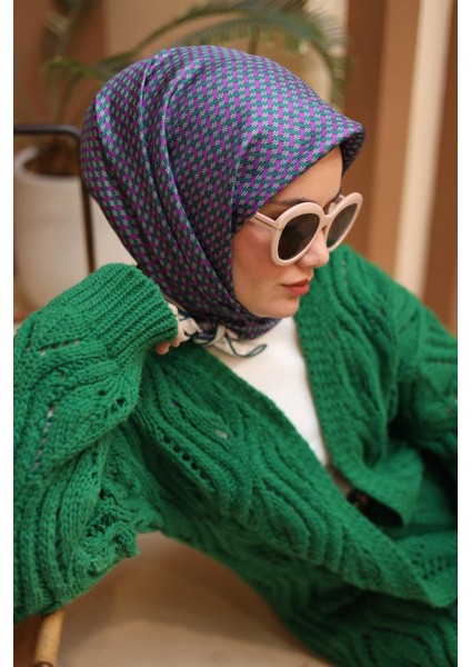 Mor-Yeşil Geometrik Desenli Tivil Ipek Eşarp IST11421-16 modelleri