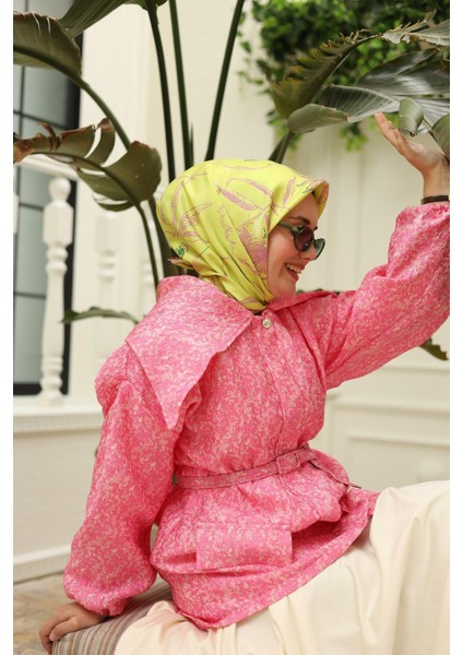 Yeşil Pembe Desenli Tivil Ipek Eşarp IST11433-19 fiyatları