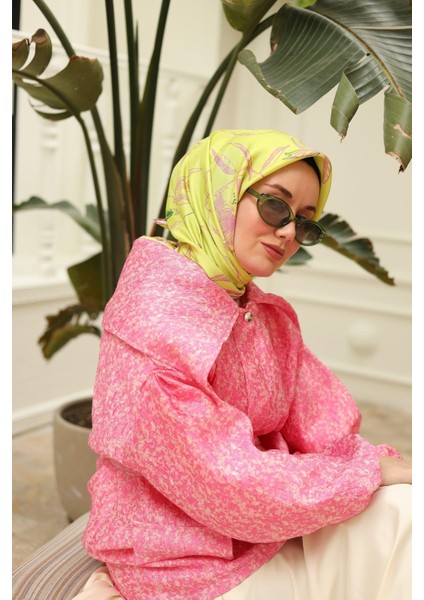 Yeşil Pembe Desenli Tivil Ipek Eşarp IST11433-19 fırsatları