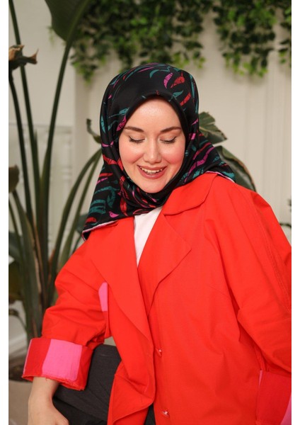 Tivil Ipek Eşarp IST11432-77 Siyah, Pembe, Kırmızı, Yeşil fiyatları