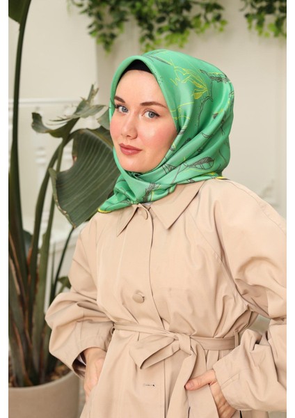 Yeşil Desenli Tivil Ipek Eşarp IST11433-23 modelleri