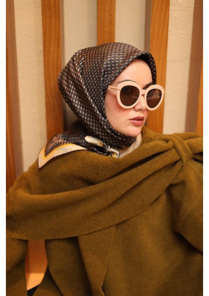 Yeşil-Antrasit Geometrik Desenli Tivil Ipek Eşarp IST11421-21 modelleri