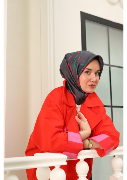 Kırmızı Pembe Desenli Tivil Ipek Eşarp IST11432-78 fiyatları