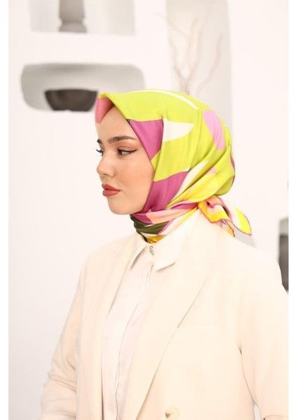 Mor-Pudra Çiçek Desen Tivil Ipek Eşarp IST11408-36 fiyatları