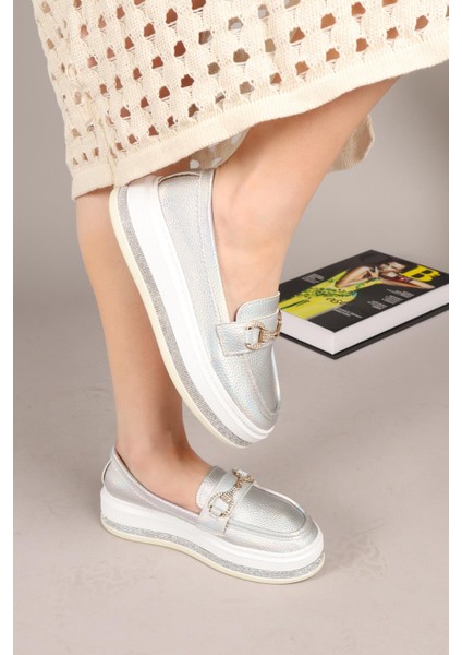 Garazi Kalın Taban Loafer Gümüş fiyatları