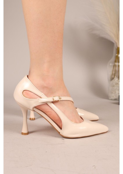 Velora Yan Dekolteli Topuklu Ayakkabı Ten indirimleri