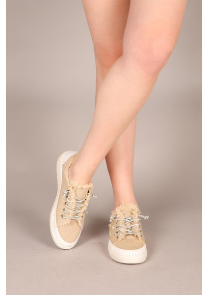 Gusta Taş Bağcıklı Taş Detaylı Sneakers Kot Bej