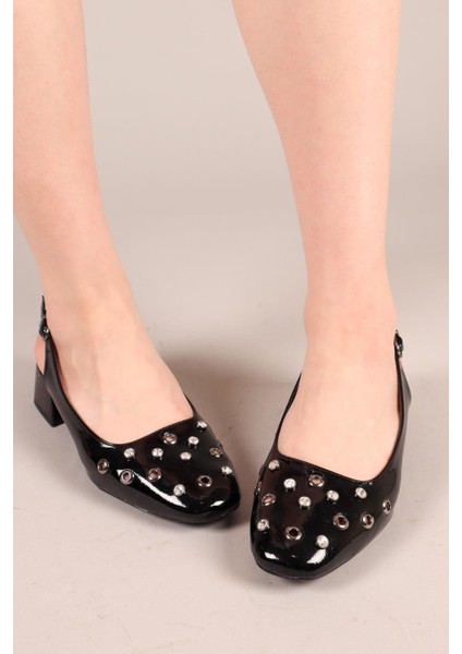 Breezy Kuş Gözü Taşlı Rugan Alçak Topuklu Ayakkabı Siyah fiyatları