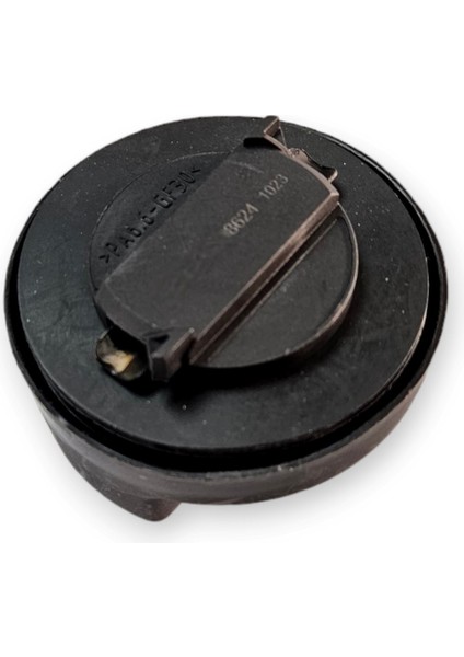 Audi A1 2011-2014 1.4tsi Cax Motor Yağı Üst Dolum Kapağı 06B103485C fırsatları