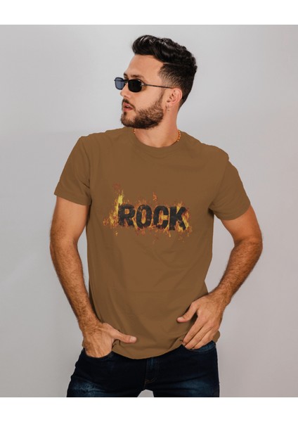 Alevli "rock" Baskılı Erkek Tişört – Asi ve Karizmatik Stil!