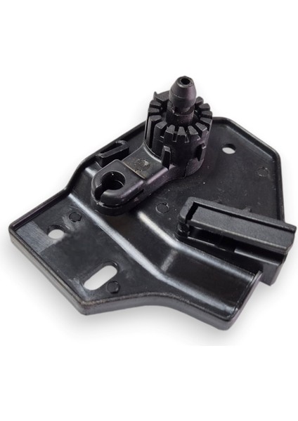 Vw Transporter T6 2016-2019 Kaput Açma Kolunun Alt Braketi 7H1823633B