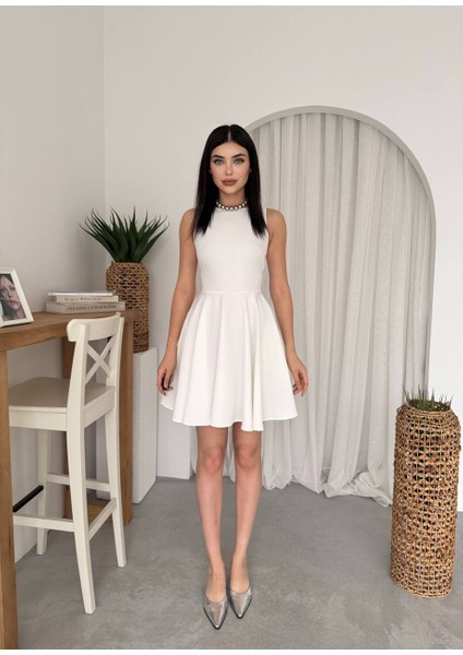 Cep Detaylı Volanlı Mini Kloş Elbise fiyatları