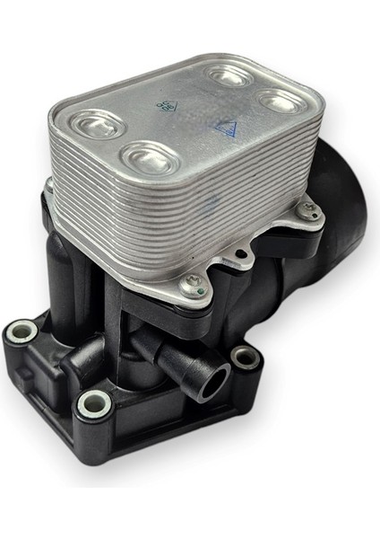Vw Amarok 2010-2012 2.0 Dizel Motor Yağ Filtre Kütüğü 03L115389C