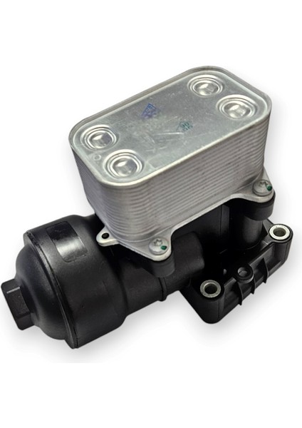 Seat Ibiza 2013-2015 1.6 Dizel Motor Yağ Filtre Kütüğü 03L115389C