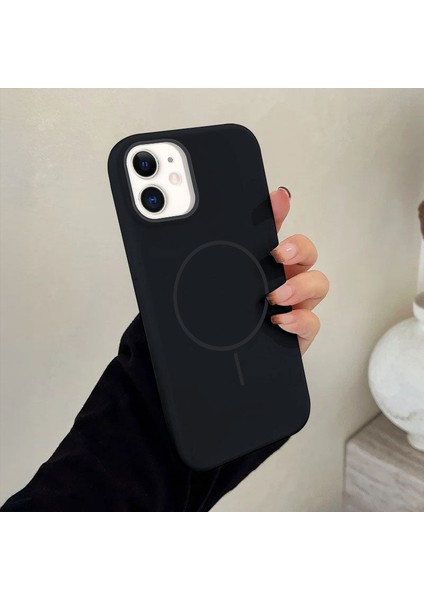 Apple iPhone 11 Uyumlu Kılıf Zebana Liquid Soft Silikon Kılıf (Kablosuz Şarj Destekli) Siyah