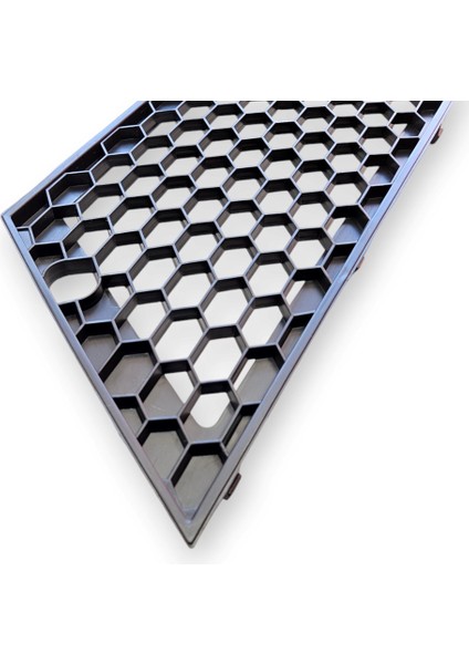 Seat Ibiza 2006-2007-2008 Ön Tampon Orta Izgara Petek 6L6853667 modelleri