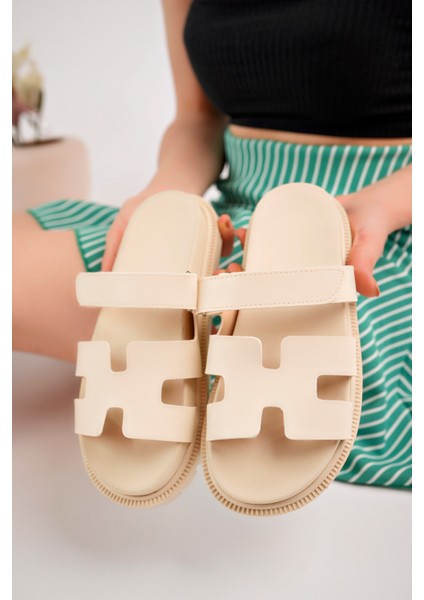 Cırtlı Anatomik Rahat Taban Kadın Terlik