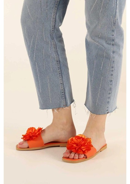 Yazlık Çiçek Detaylı Kadın Terlik Sandalet Rahat Hafif Taban