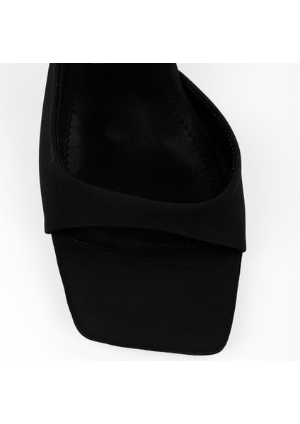 Kadın Sassy Siyah Zara Saten Topuklu Ayakkabı modelleri