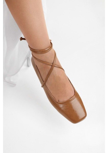 Kadın Ballerina Karamel Cilt Bağlamalı Babet