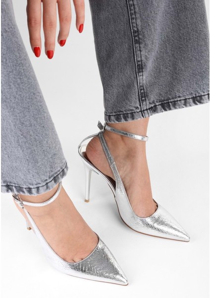 Kadın Mila Gümüş Yılan Desenli Kemerli Bilekten Bağlı Stiletto fiyatları