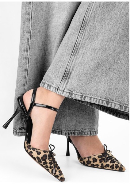 Kadın Zenya Leopar Tüylü Bağcıklı Fiyonk Detaylı Topuklu Stiletto fırsatları